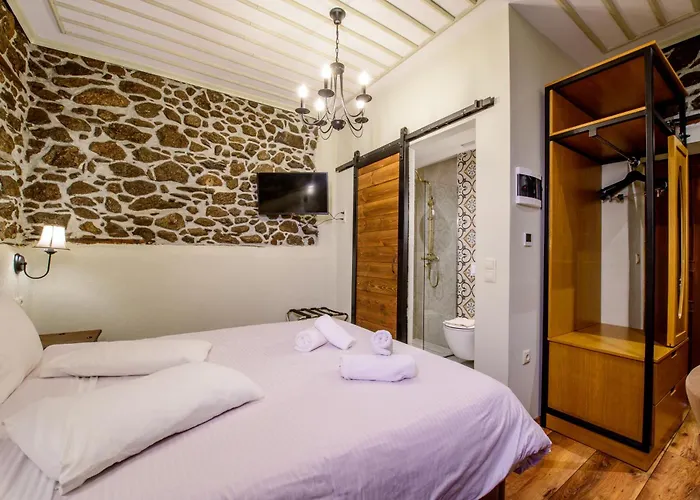 Agios Germanos hotel prespes Hotel Agios Germanós